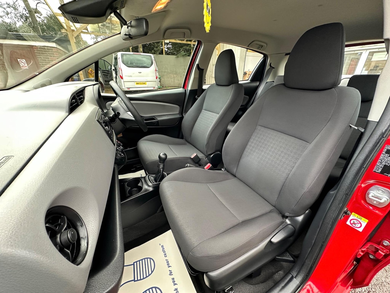 Used Toyota Yaris 2018 for sale - 77524720: Photo 28