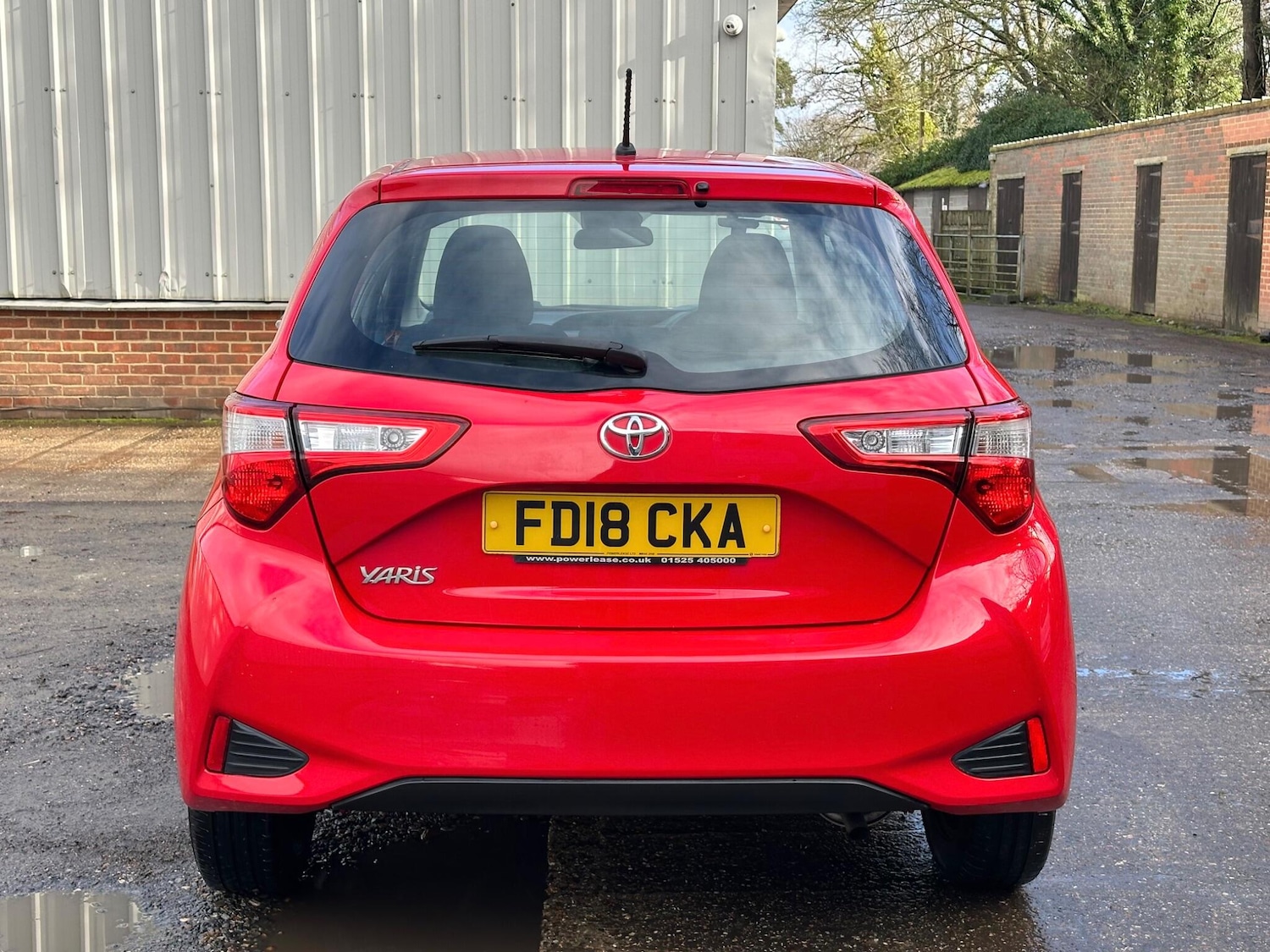 Used Toyota Yaris 2018 for sale - 77524720: Photo 7