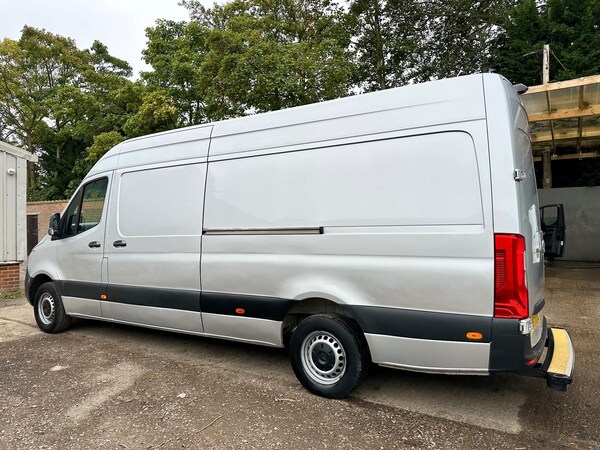 Used Mercedes-Benz Sprinter 2022 for sale - 76260320: Photo 8