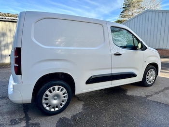 Used Vauxhall Combo 2020 for sale - 76859324: Photo