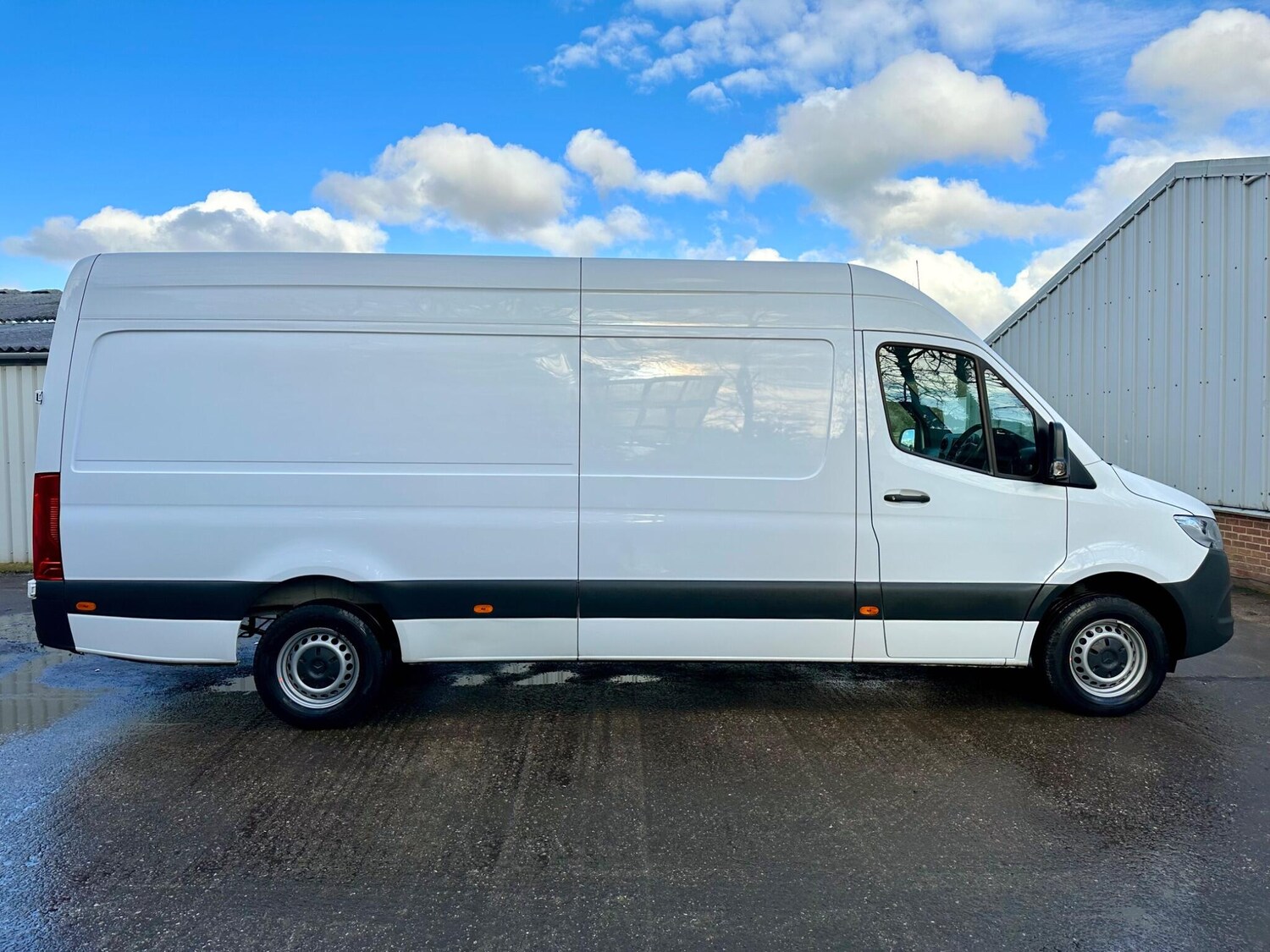 Used Mercedes-Benz Sprinter 2023 for sale - 77439955: Photo 3