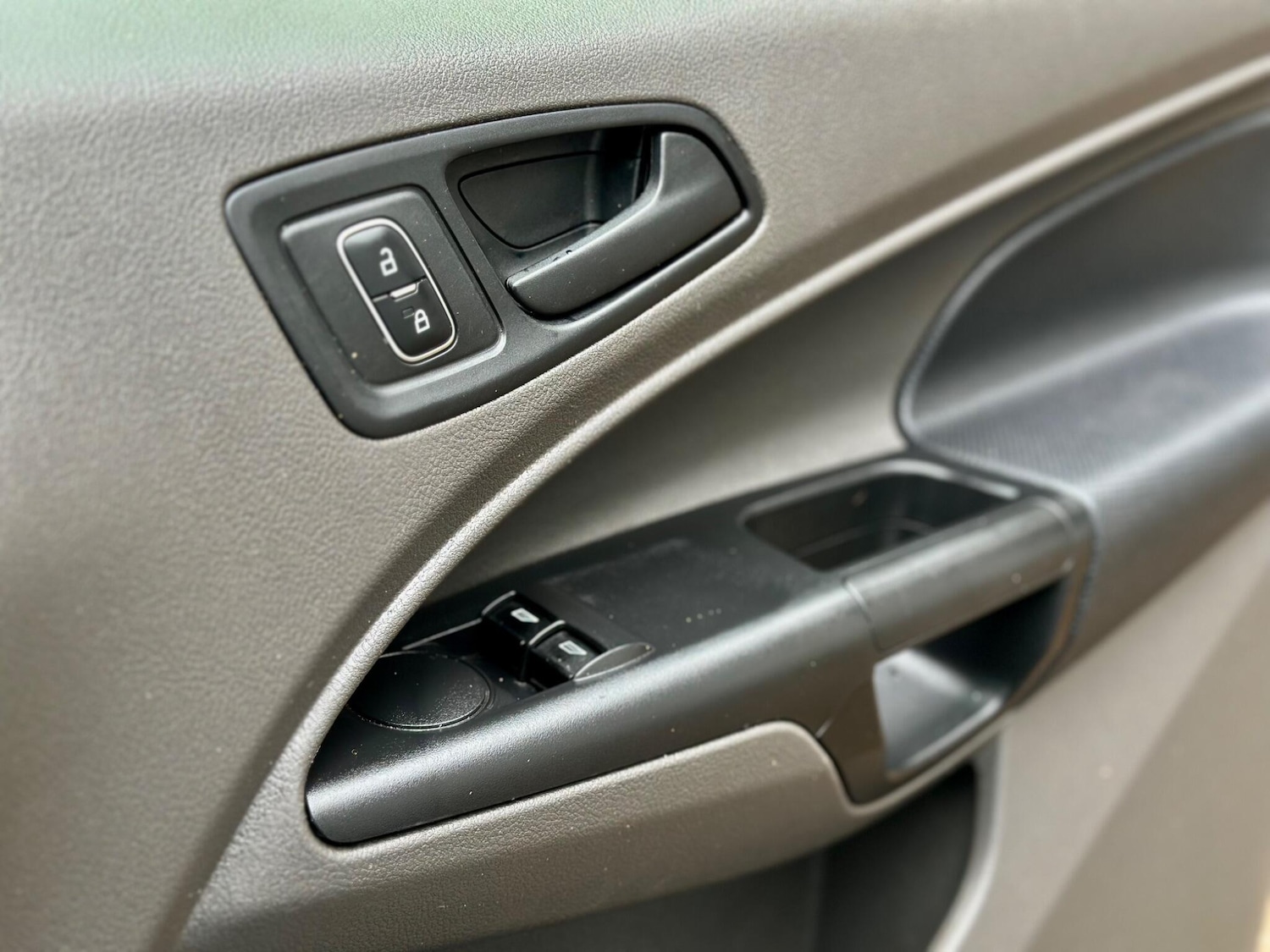 Used Ford Transit Connect 2019 for sale - 77612130: Photo 18