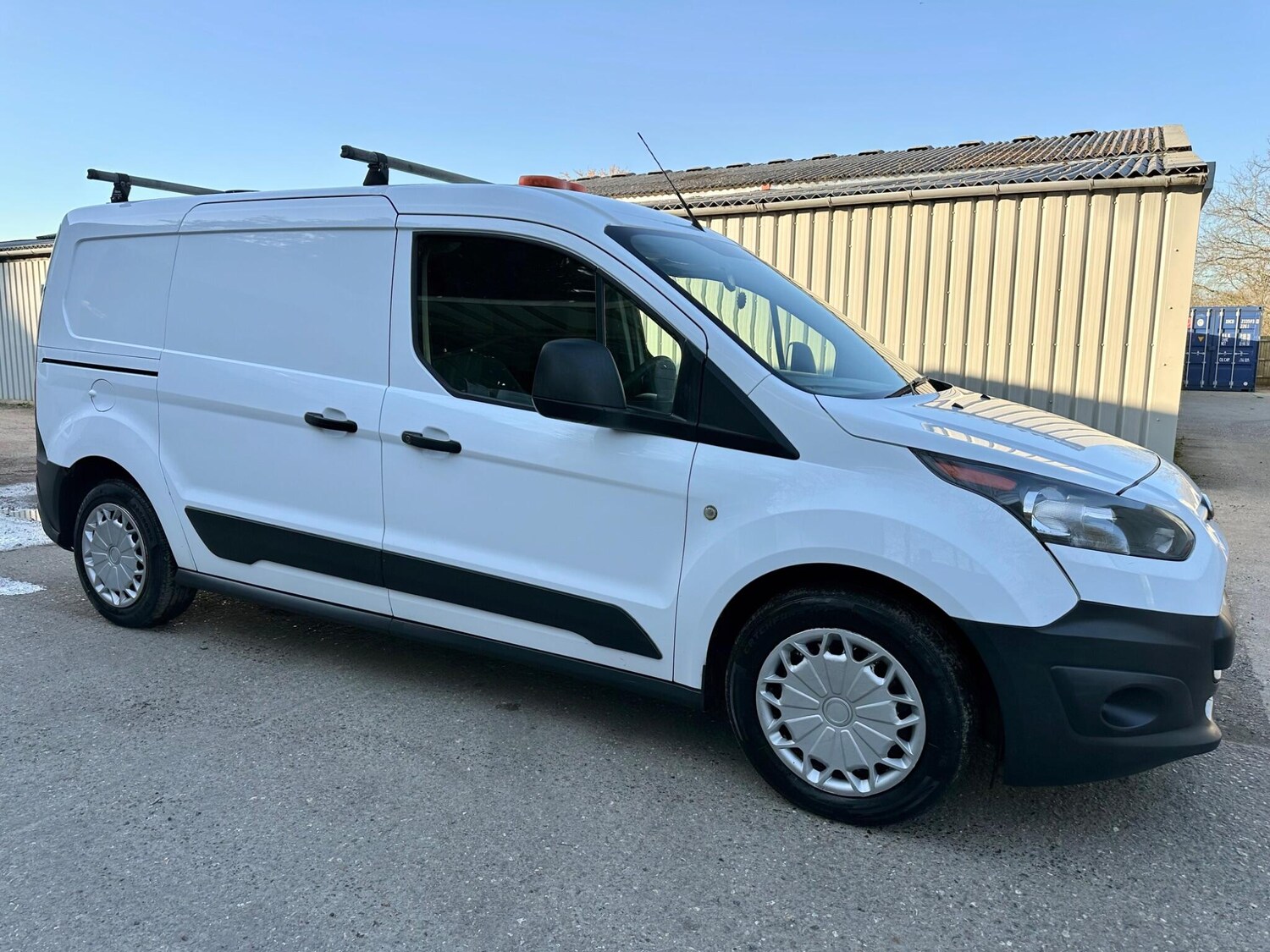 Used Ford Transit Connect 2017 for sale - 77939338: Photo 2