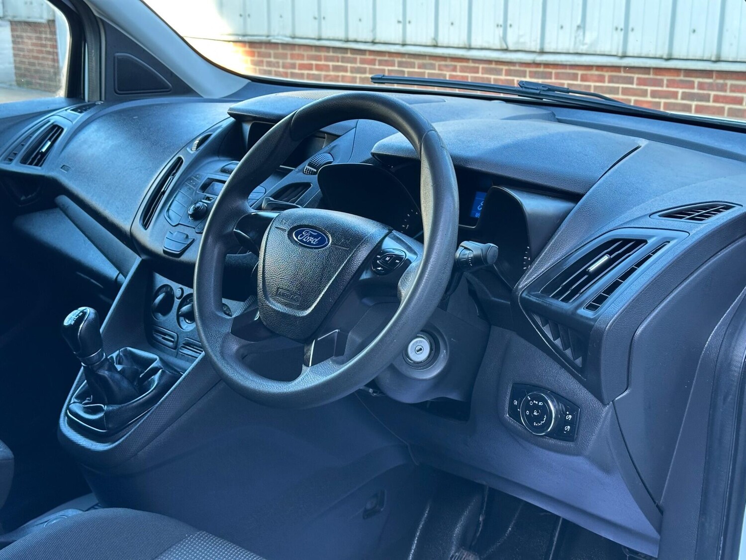 Used Ford Transit Connect 2017 for sale - 77939338: Photo 20