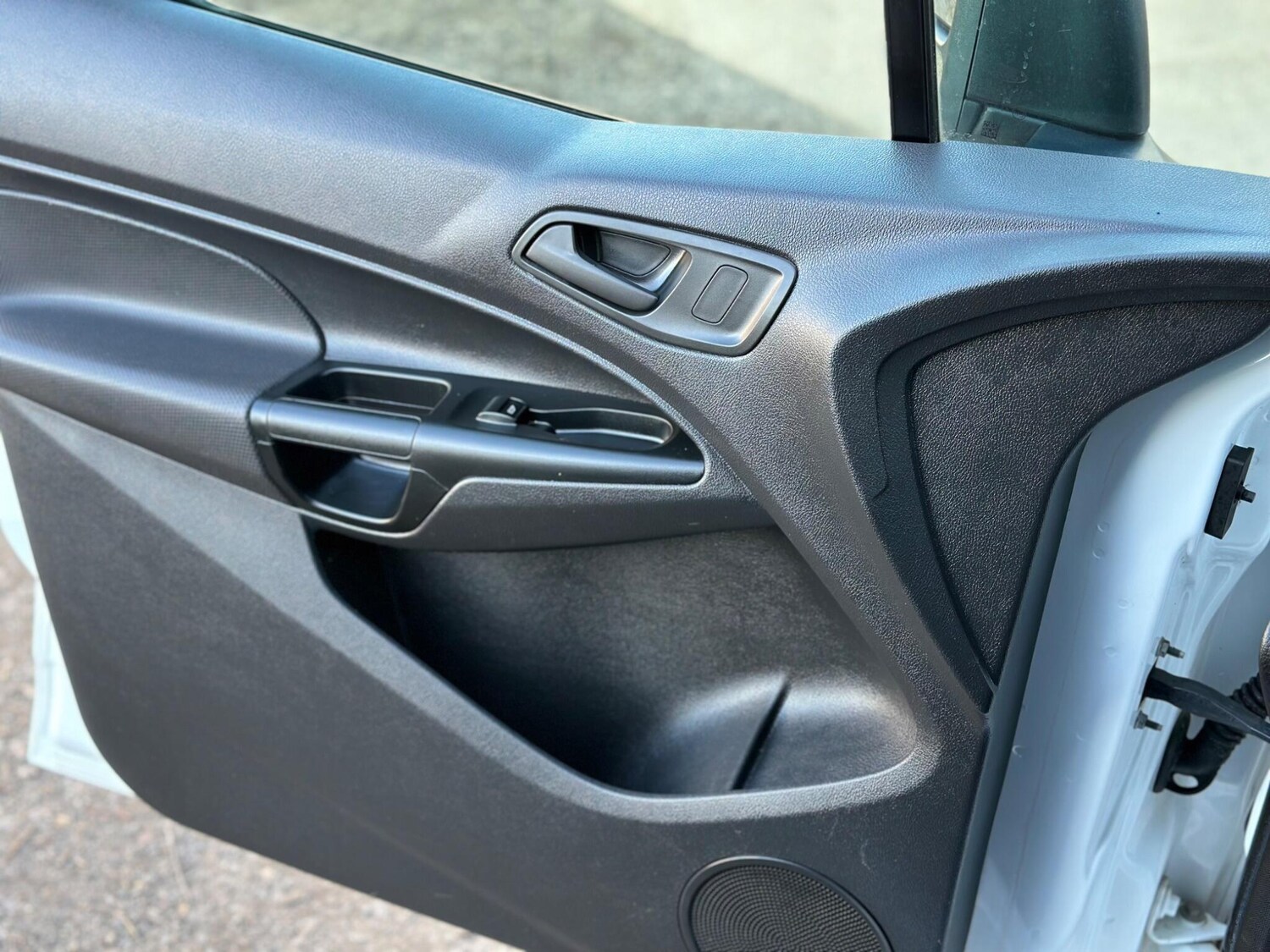 Used Ford Transit Connect 2017 for sale - 77939338: Photo 33