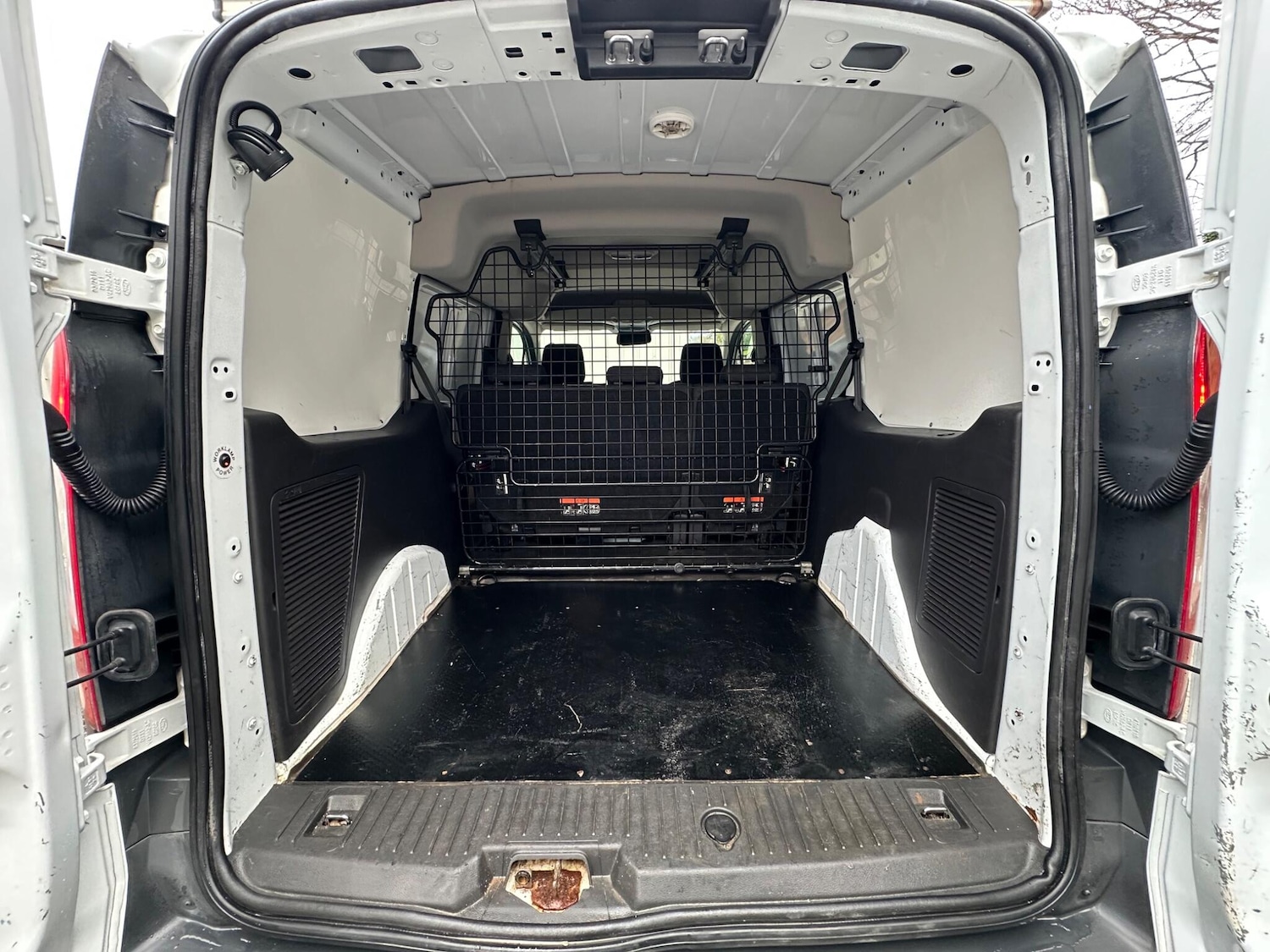 Used Ford Transit Connect 2017 for sale - 77909759: Photo 14