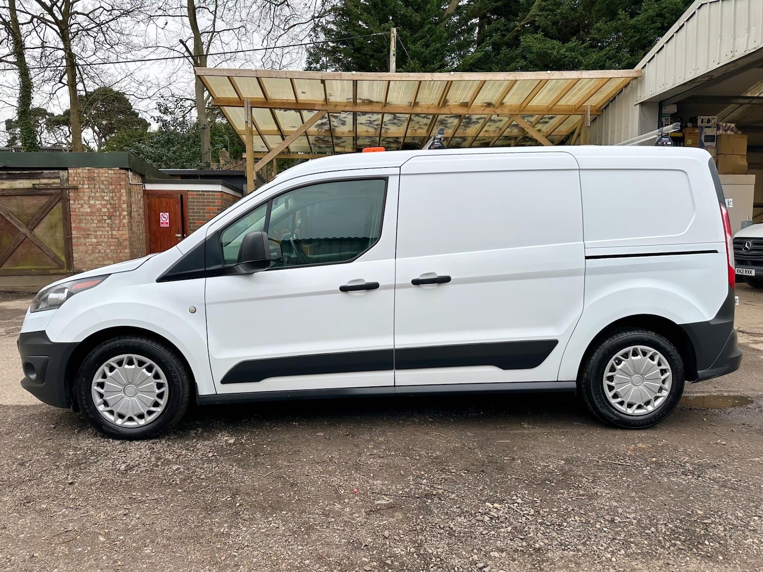 Used Ford Transit Connect 2017 for sale - 77909759: Photo 9