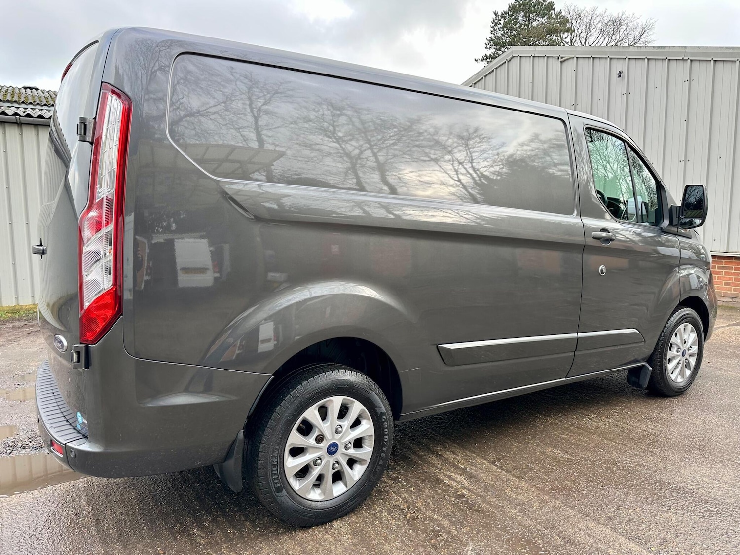 Used Ford Transit Custom 2020 for sale - 77496378: Photo 4