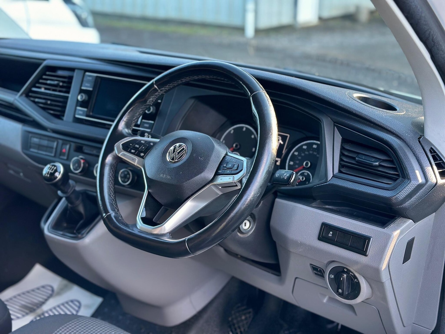 Used Volkswagen Transporter 2020 for sale - 77440609: Photo 32