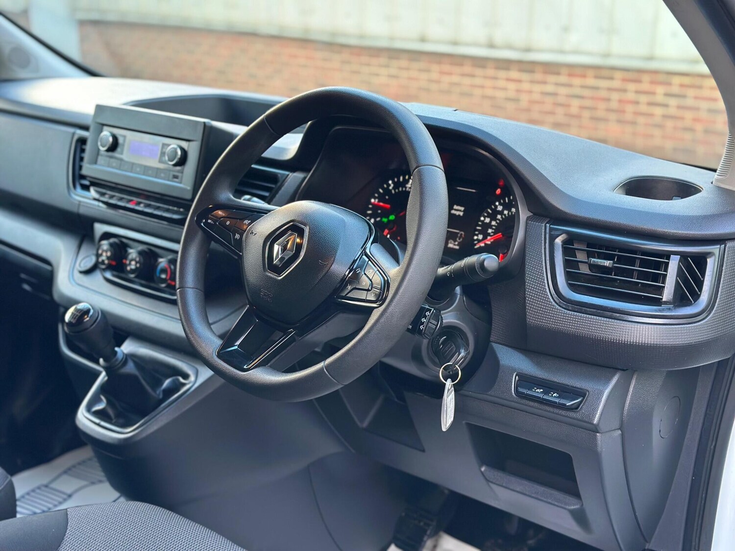 Used Renault Trafic 2022 for sale - 77359201: Photo 24