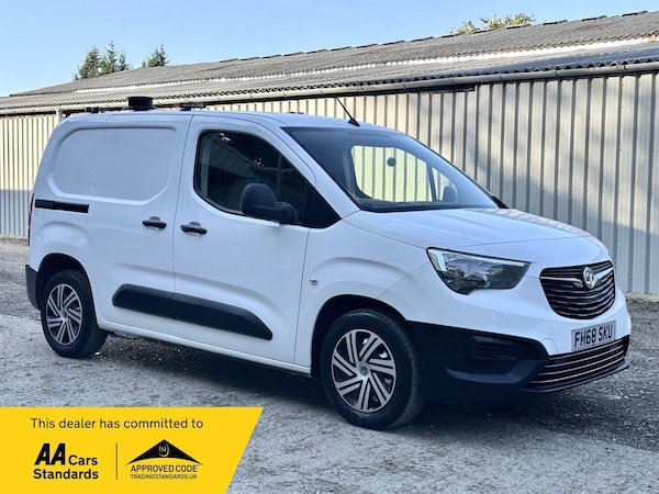 Used Vauxhall Combo 2019 for sale - 76094804: Photo 1
