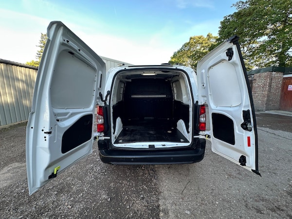 Used Vauxhall Combo 2019 for sale - 76094804: Photo 21