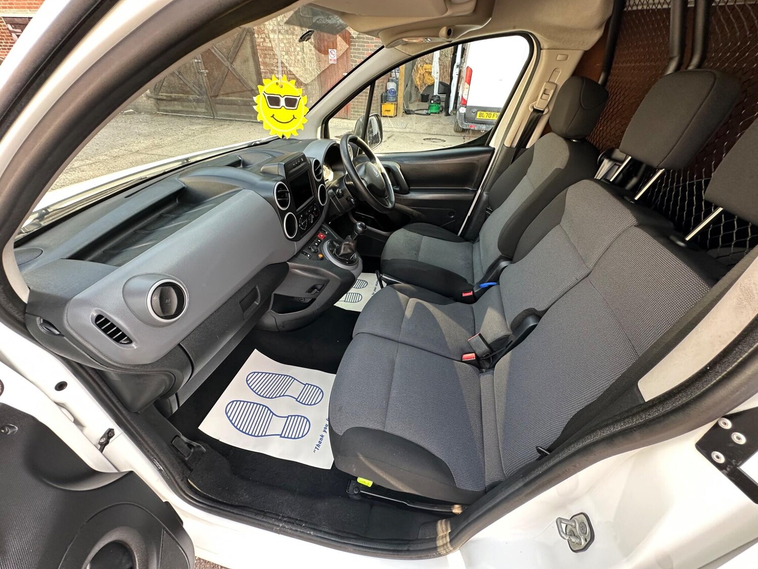 Vehicle 29
