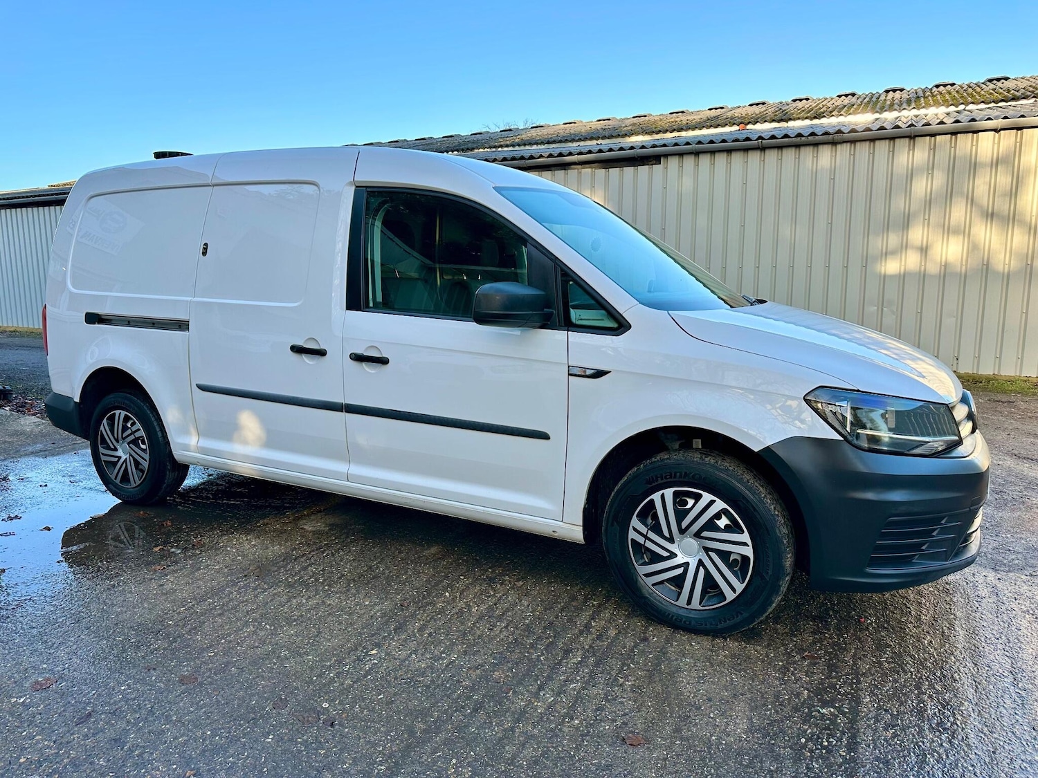 Used Volkswagen Caddy Maxi 2020 for sale - 76990635: Photo 2