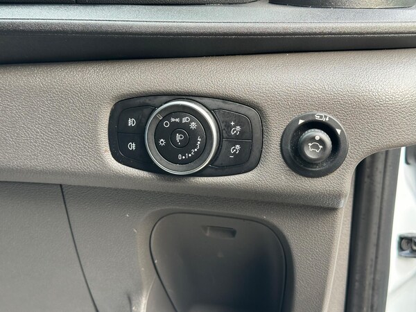 Used Ford Transit 2022 for sale - 75696838: Photo 17