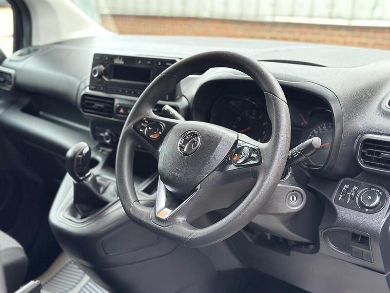Used Vauxhall Combo 2019 for sale - 76582977: Photo 13