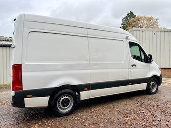 Used Mercedes-Benz Sprinter 2021 for sale - 76457530: Photo