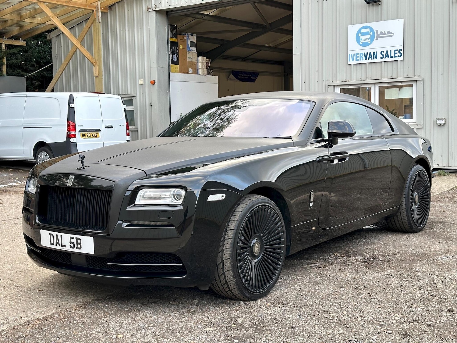 Used Rolls-Royce Wraith for sale - 76174977: Photo 14