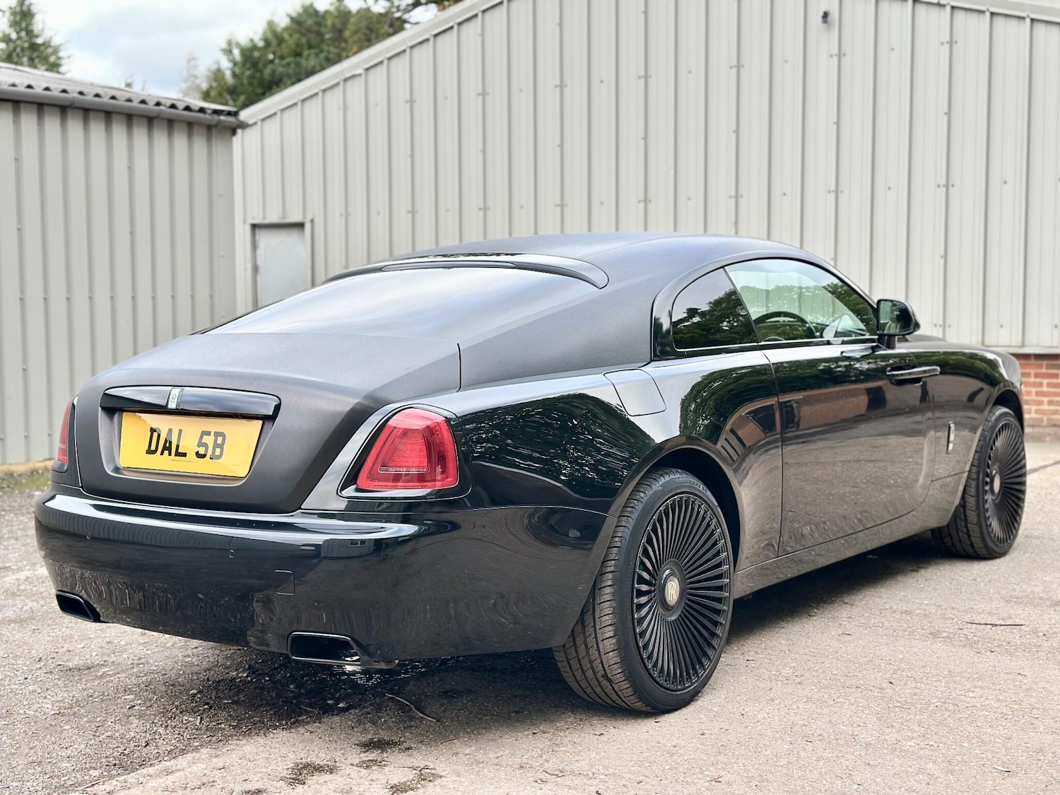 Used Rolls-Royce Wraith for sale - 76174977: Photo 21