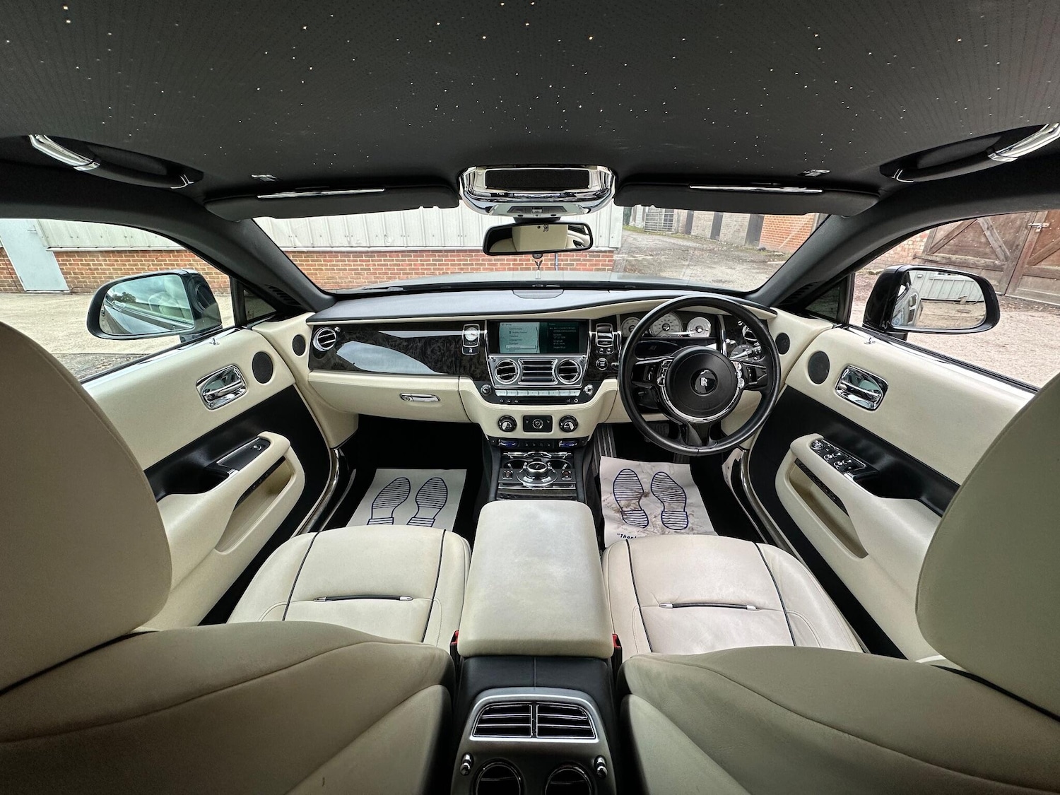 Used Rolls-Royce Wraith for sale - 76174977: Photo 25
