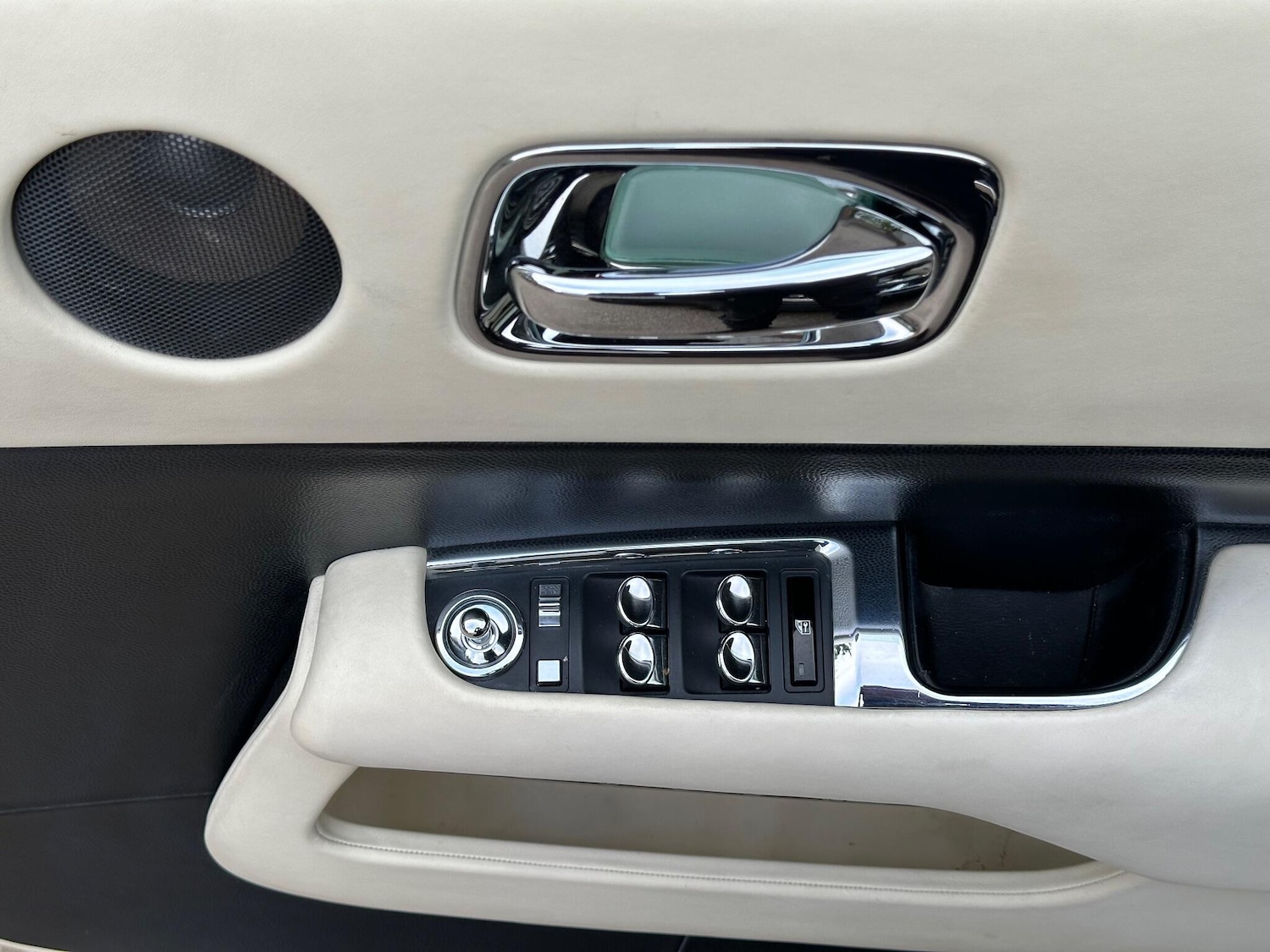 Used Rolls-Royce Wraith for sale - 76174977: Photo 34