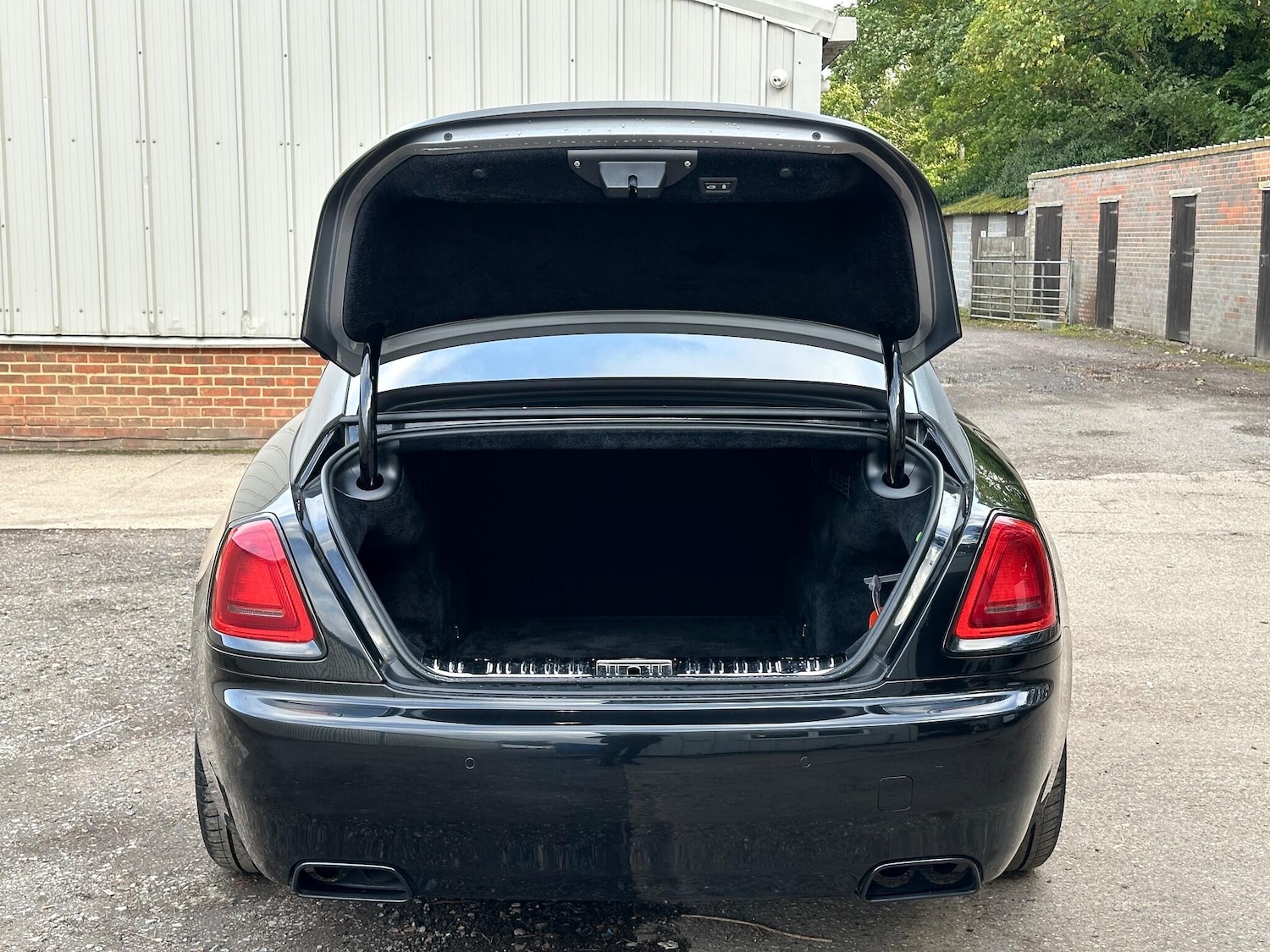 Used Rolls-Royce Wraith for sale - 76174977: Photo 40