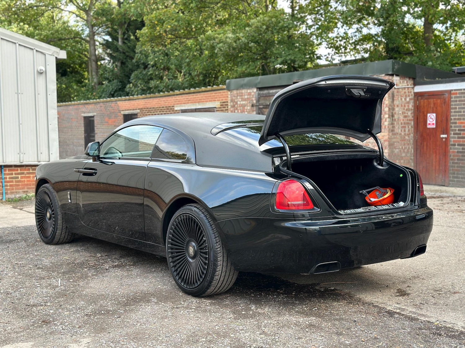 Used Rolls-Royce Wraith for sale - 76174977: Photo 44
