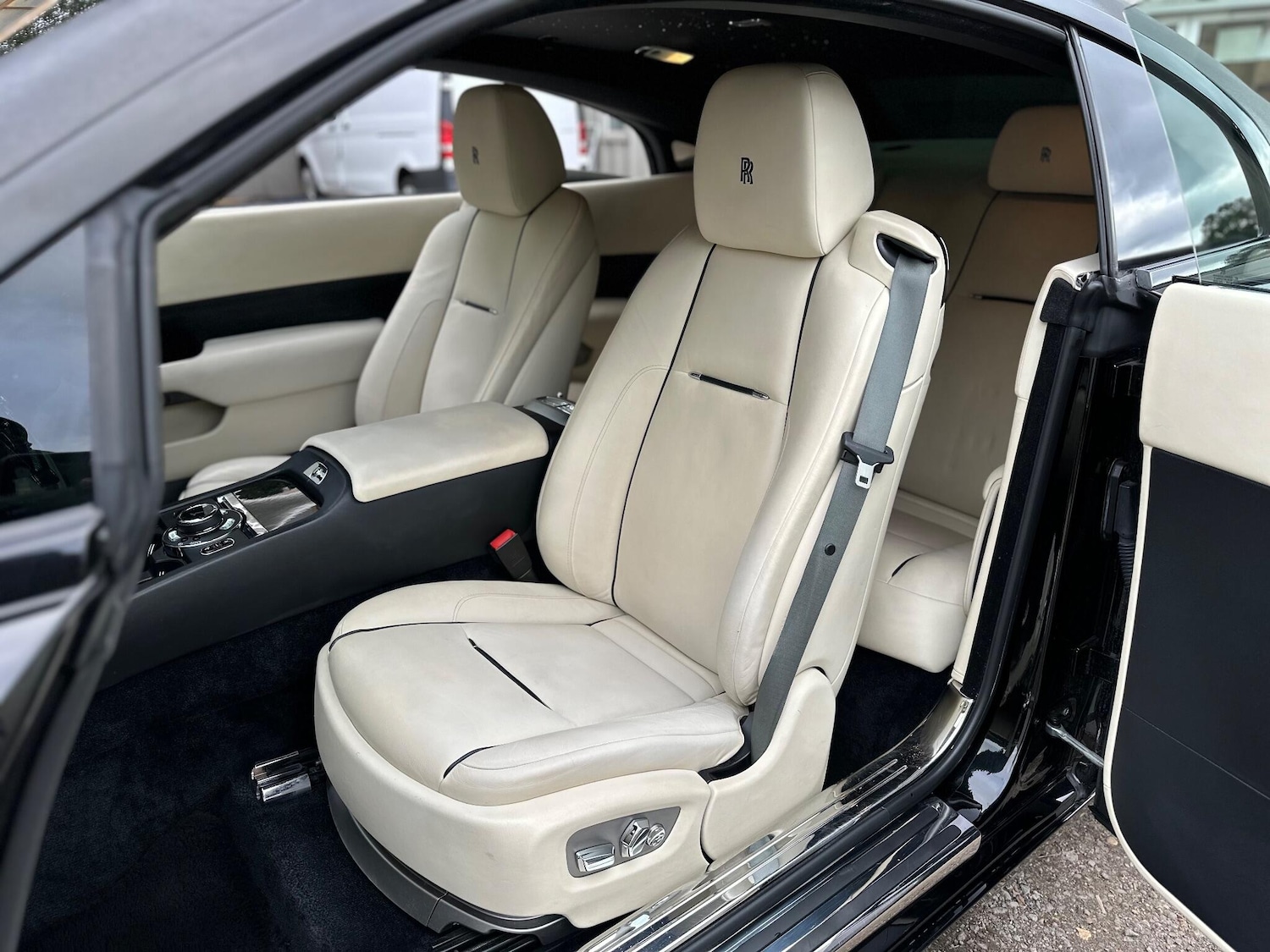 Used Rolls-Royce Wraith for sale - 76174977: Photo 49