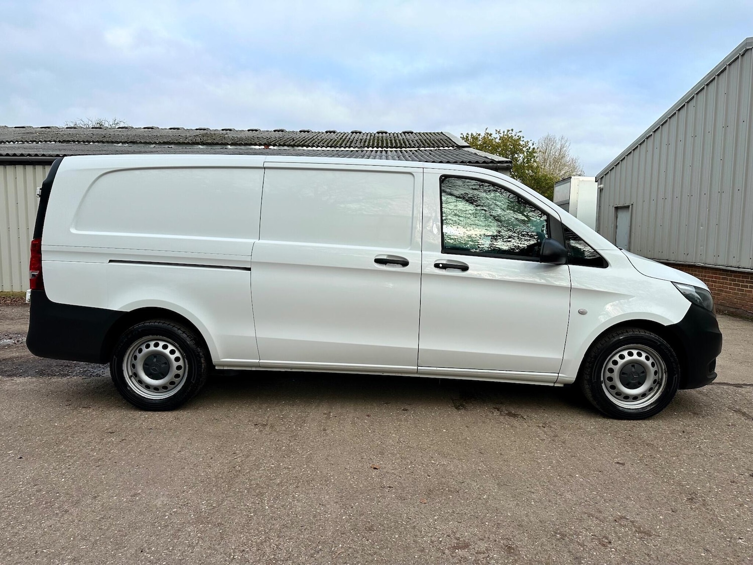 Used Mercedes-Benz Vito 2021 for sale - 76859315: Photo 3