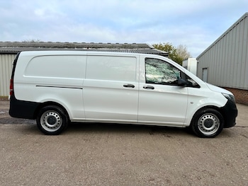 Used Mercedes-Benz Vito 2021 for sale - 76859315: Photo