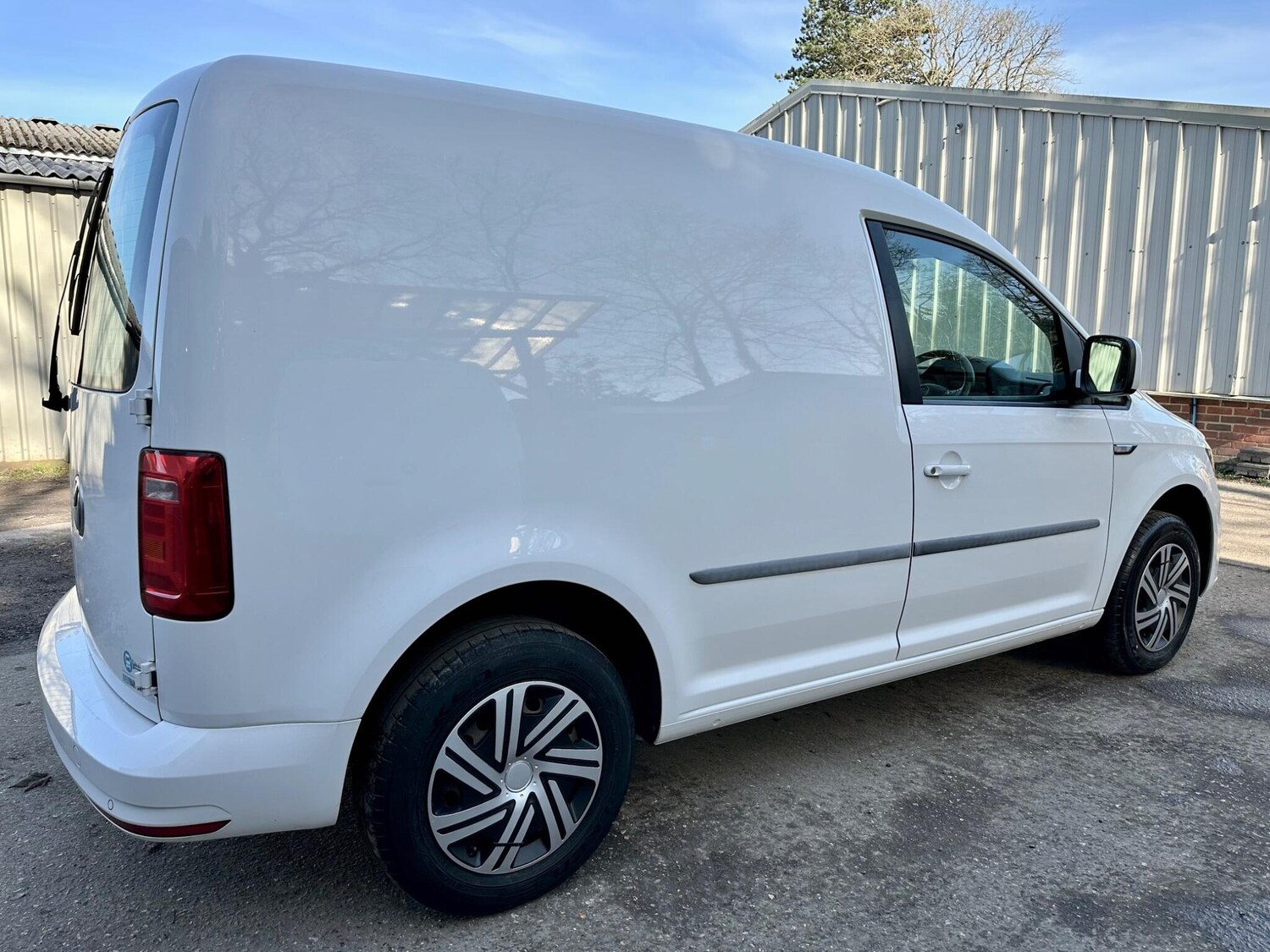 Used Volkswagen Caddy 2018 for sale - 77705656: Photo 4