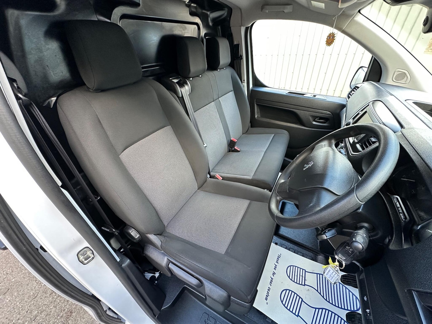 Used Peugeot Expert 2023 for sale - 76377231: Photo 14