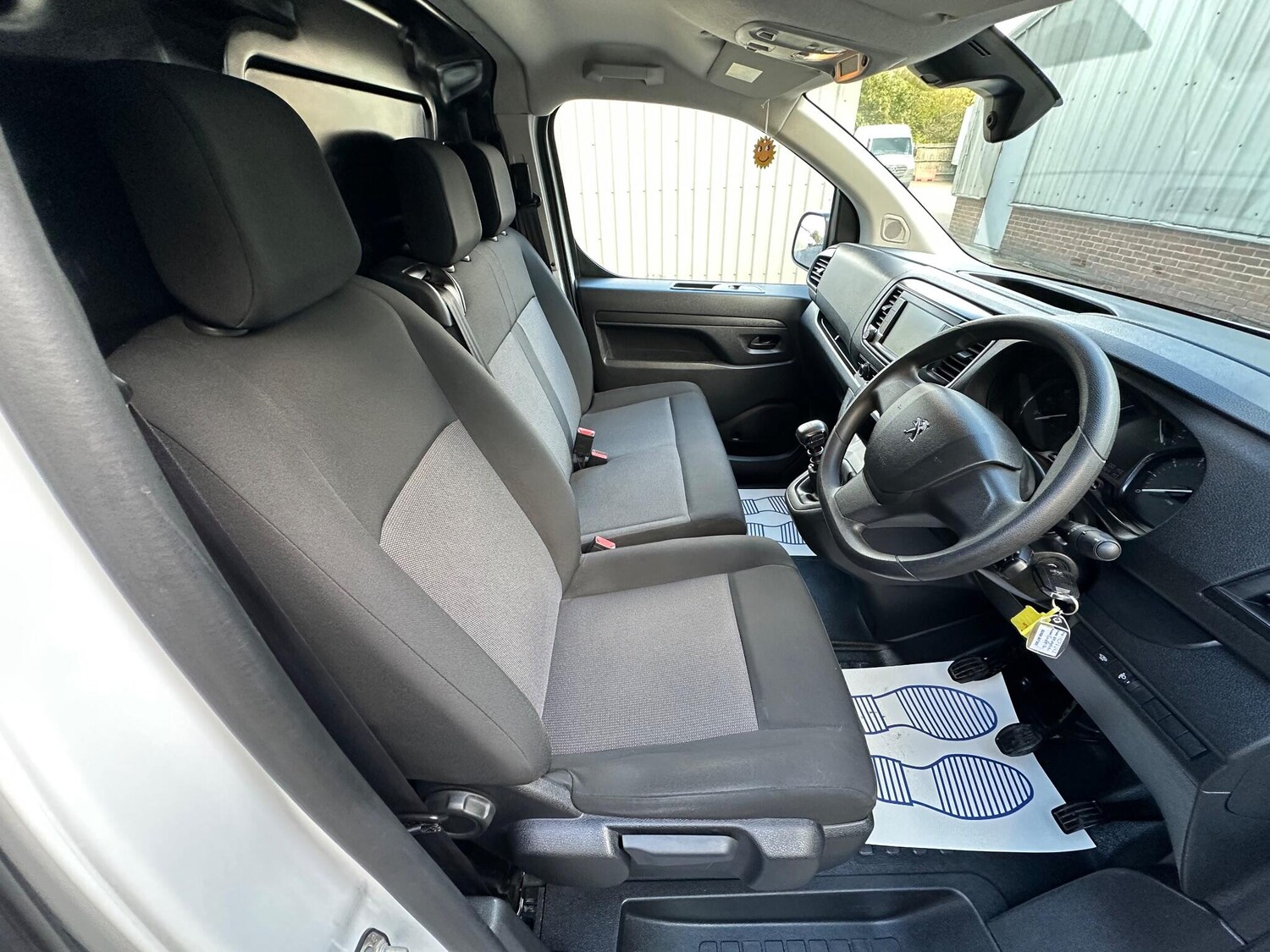 Used Peugeot Expert 2023 for sale - 76377231: Photo 24