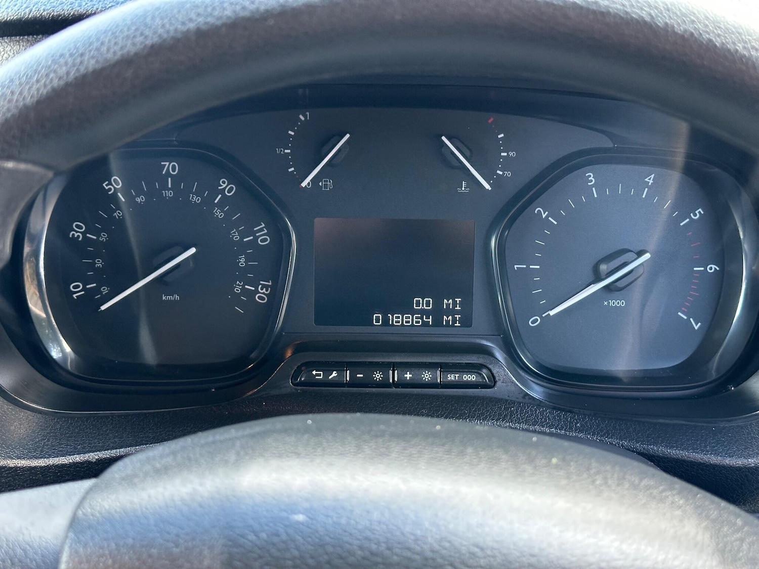 Used Peugeot Expert 2023 for sale - 76377231: Photo 25