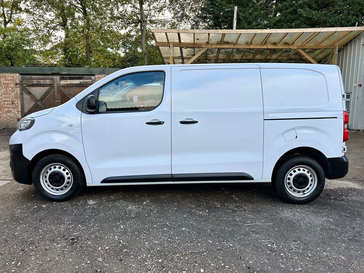 Used Peugeot Expert 2023 for sale - 76377231: Photo 9