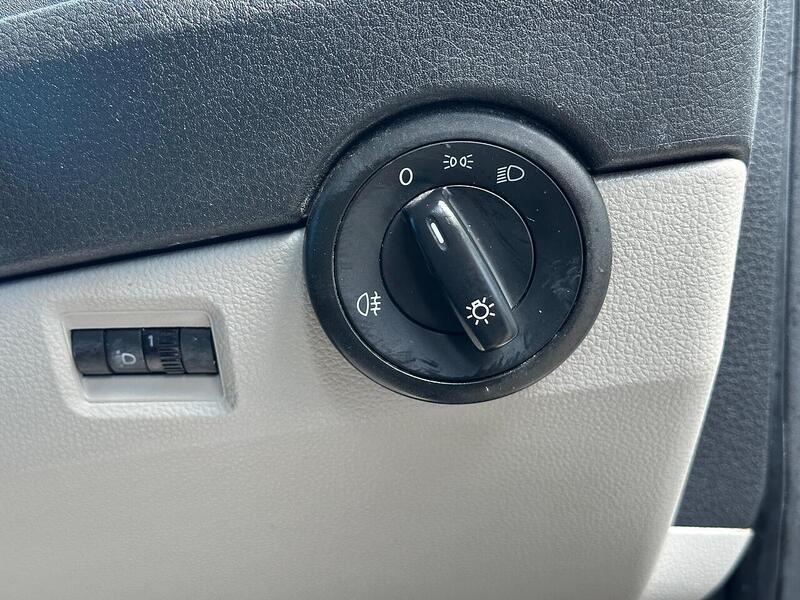 Used Volkswagen Transporter 2018 for sale - 76576538: Photo 14