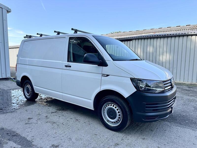 Used Volkswagen Transporter 2018 for sale - 76576538: Photo 5