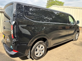 Used Ford Transit Custom 2024 for sale - 79304244: Photo