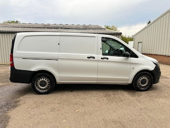 Used Mercedes-Benz Vito 2019 for sale - 76121780: Photo