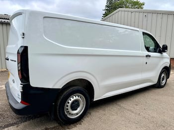 Used Ford Transit Custom 2024 for sale - 79698151: Photo
