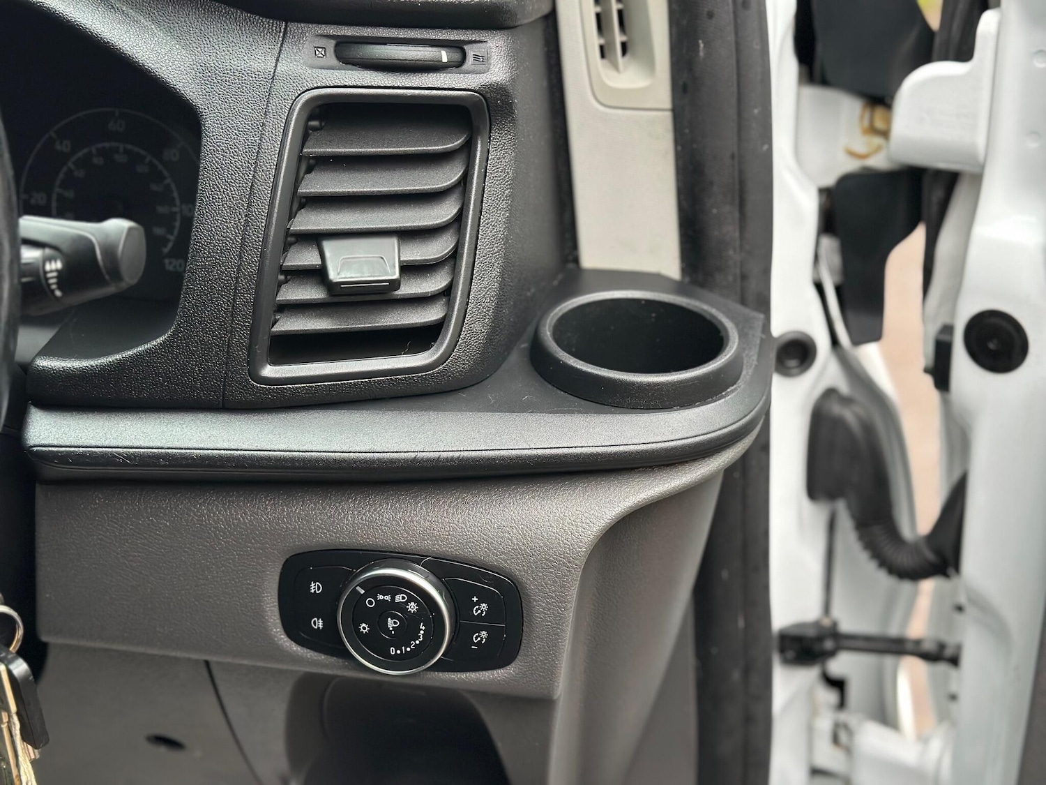 Used Ford Transit Custom 2019 for sale - 76859348: Photo 18