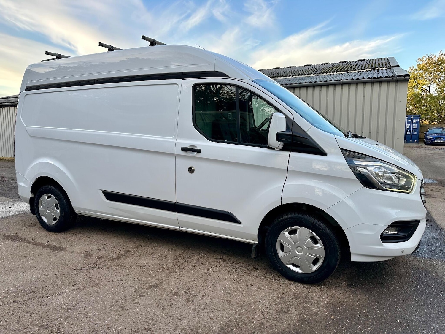 Used Ford Transit Custom 2019 for sale - 76859348: Photo 2