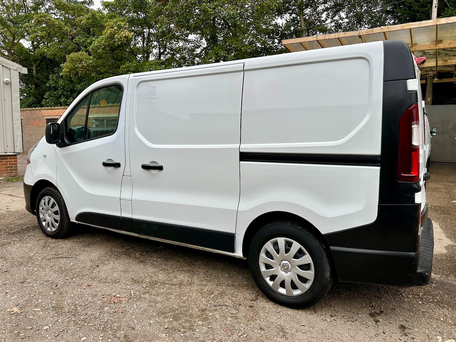 Used Renault Trafic 2019 for sale - 76859335: Photo 8