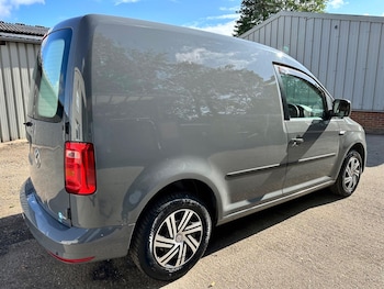 Used Volkswagen Caddy 2016 for sale - 79590391: Photo