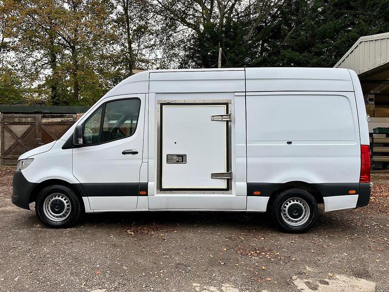 Used Mercedes-Benz Sprinter 2021 for sale - 76576556: Photo 9