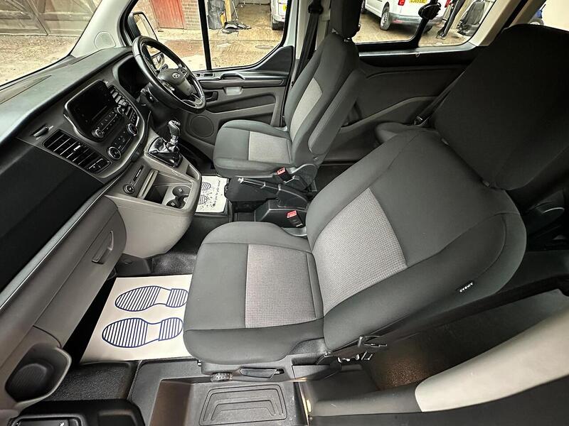 Used Ford Tourneo Custom 2019 for sale - 76576555: Photo 32