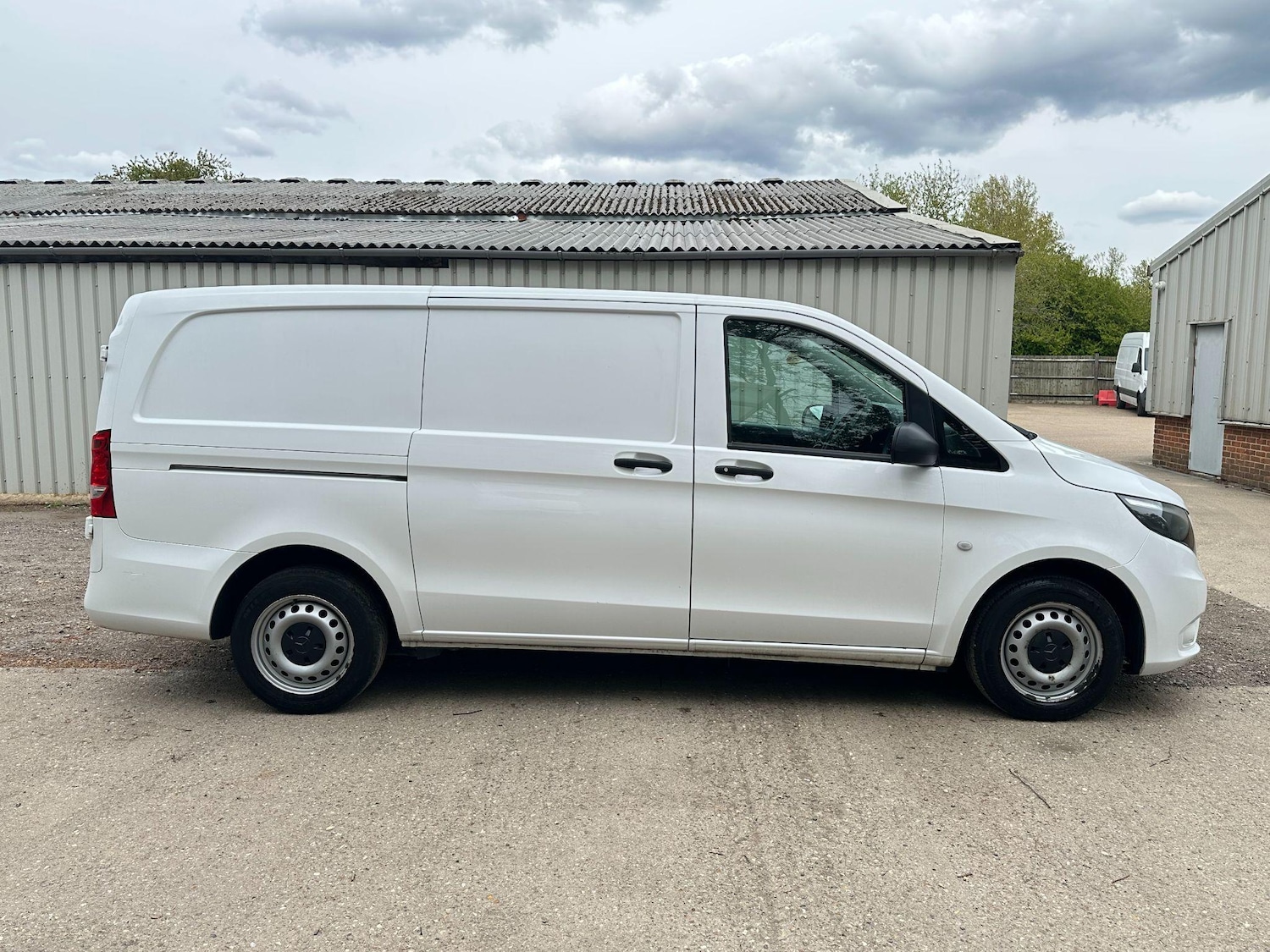 Used Mercedes-Benz Vito 2021 for sale - 76151092: Photo 8