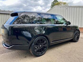 Used Land Rover Range Rover 2025 for sale - 78292583: Photo