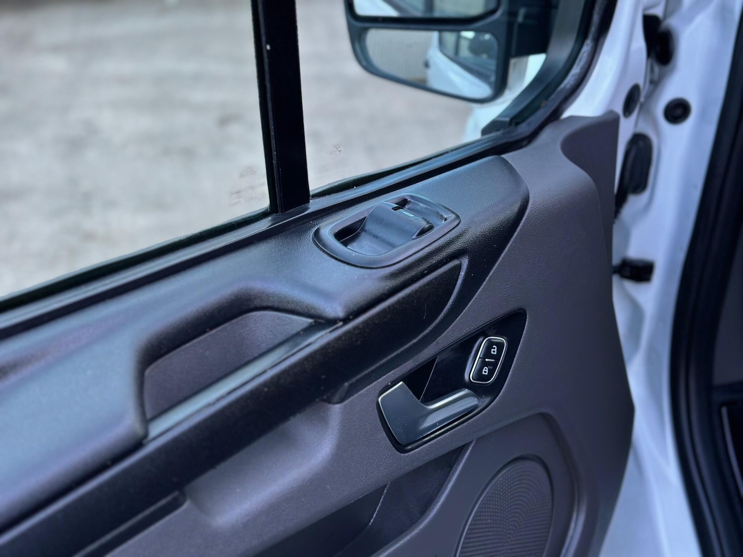 Used Ford Transit Custom 2020 for sale - 77163500: Photo 24