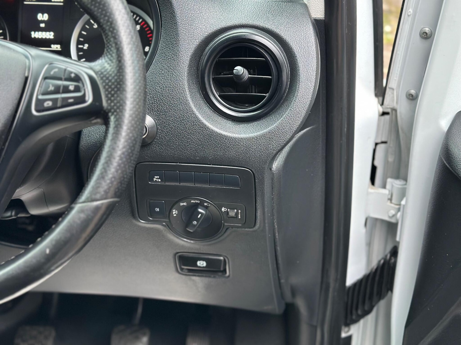 Used Mercedes-Benz Vito 2020 for sale - 77497114: Photo 21